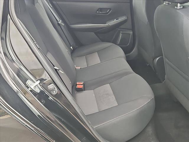 Used 2024 Nissan Sentra SV FWD image 14