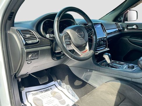 Used 2020 Jeep Grand Cherokee Trailhawk AWD/4WD image 9