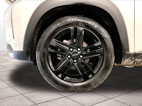 Used 2024 Chevrolet Trax ACTIV w/ Driver Confidence Package FWD image 8