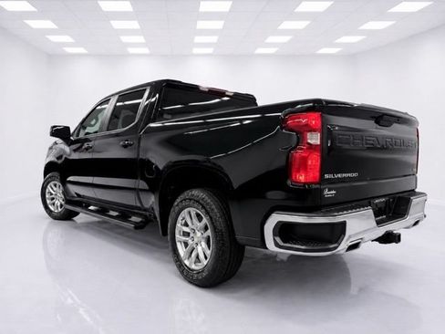 Used 2019 Chevrolet Silverado 1500 LT w/ Convenience Package AWD/4WD image 10