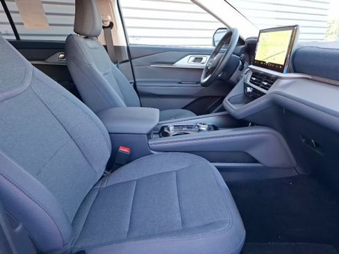 New 2026 Ford Explorer Active AWD/4WD image 34