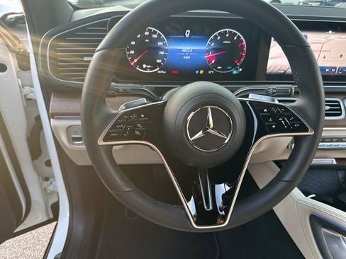 Used 2025 Mercedes-Benz GLE 450 4MATIC image 15