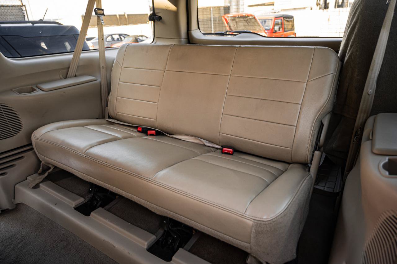 Used 2003 Ford Excursion Limited AWD/4WD image 34