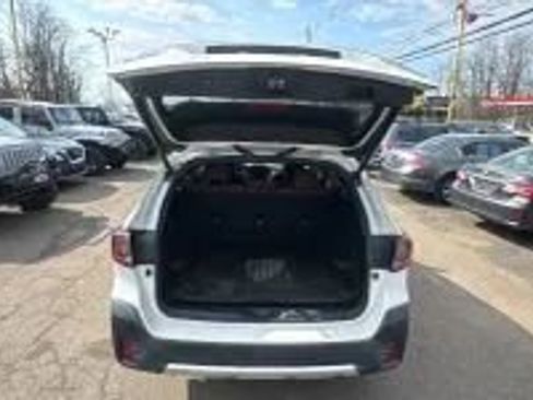 Used 2020 Subaru Outback Touring XT AWD/4WD image 17
