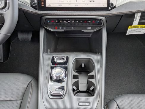 New 2026 Jeep Cherokee Limited AWD/4WD image 18