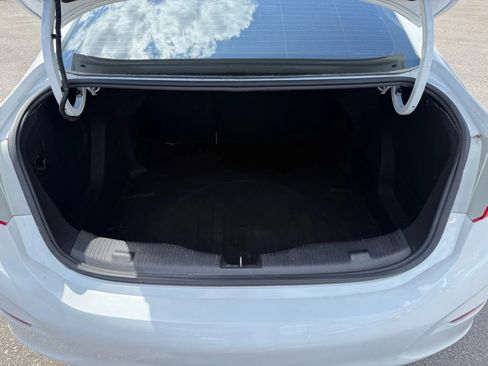 Used 2016 Chevrolet Cruze LT image 24