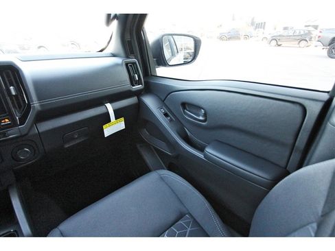 New 2026 Nissan Frontier SV image 8