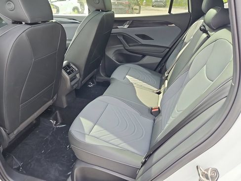New 2026 Volkswagen Tiguan SE R-Line AWD/4WD image 20
