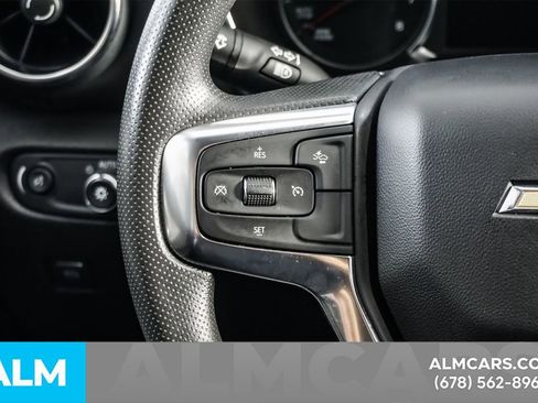 Used 2025 Chevrolet Blazer LT FWD image 26