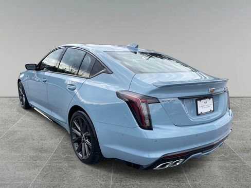 New 2026 Cadillac CT5 V image 3