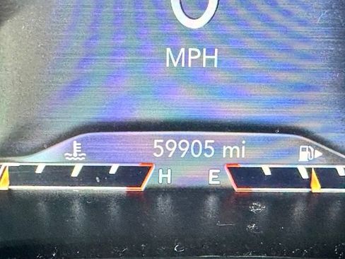 Used 2019 Jeep Cherokee High Altitude AWD/4WD image 9