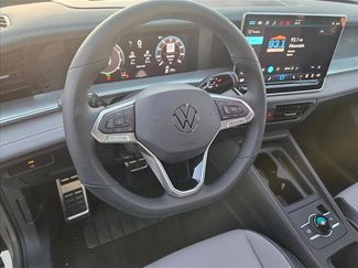 New 2026 Volkswagen Tiguan SE R-Line video 3