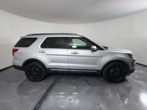 Used 2016 Ford Explorer Limited AWD/4WD image 4