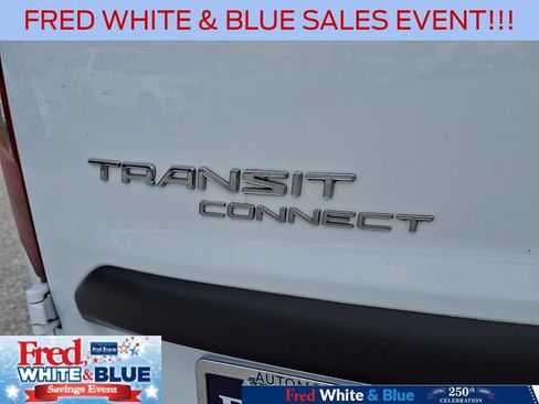 Certified 2022 Ford Transit Connect XLT FWD image 31