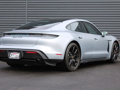 Certified 2023 Porsche Taycan GTS image 10