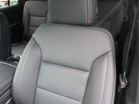 New 2026 Chevrolet Traverse LT w/ Driver Confidence Package image 15