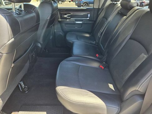 Used 2017 RAM 1500 Laramie w/ Convenience Group AWD/4WD image 14
