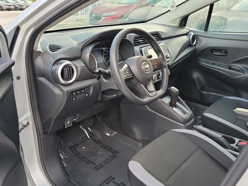 Used 2025 Nissan Versa S w/ Trunk Package FWD image 10