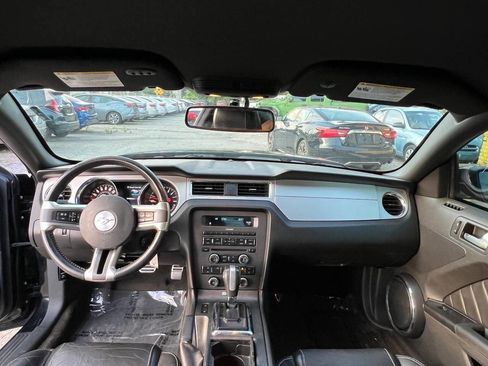 Used 2014 Ford Mustang Premium RWD image 19