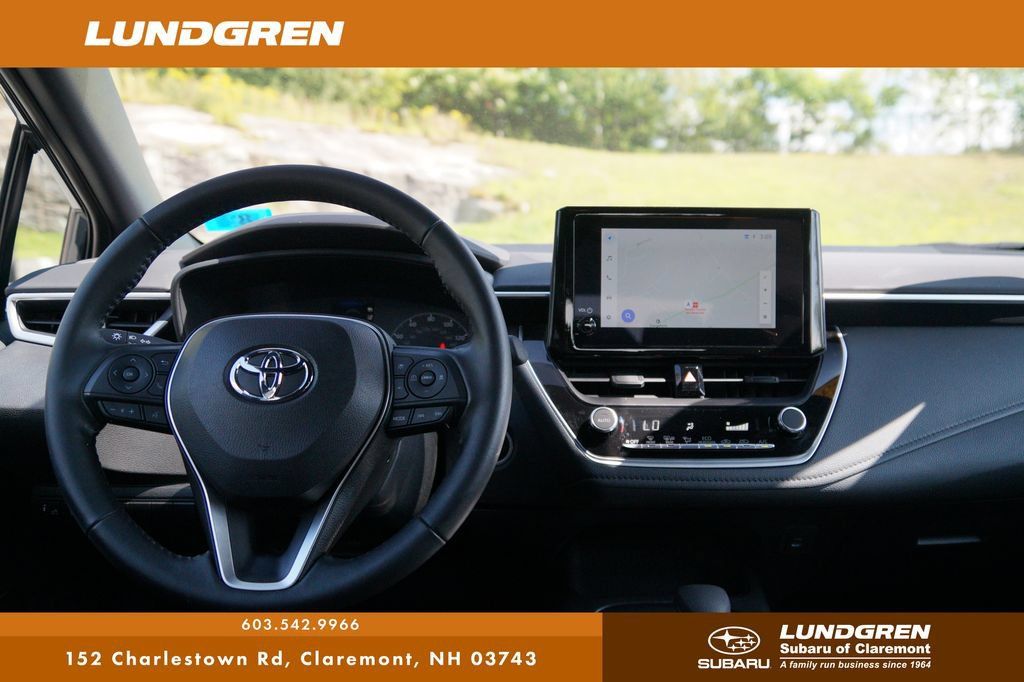 Used 2023 Toyota Corolla SE FWD image 6