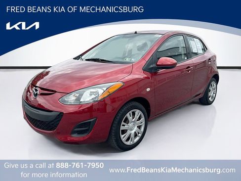 Used 2014 MAZDA MAZDA2 Sport FWD image 3