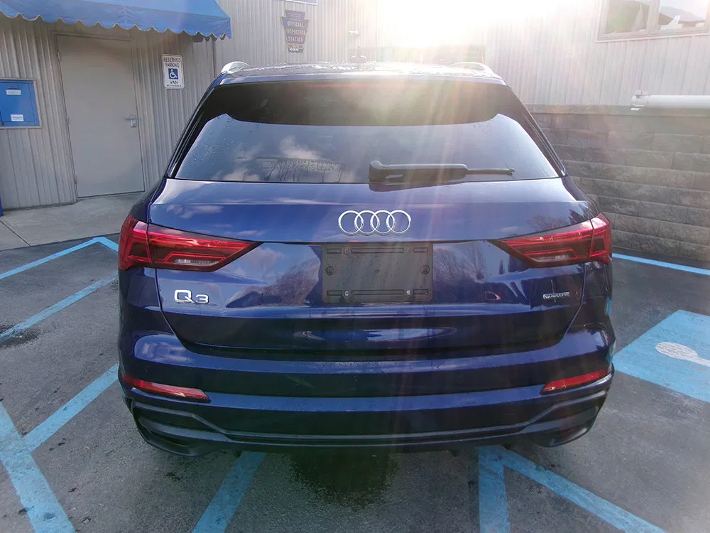 Used 2021 Audi Q3 2.0T Premium w/ Convenience Package AWD/4WD image 5