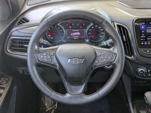 Used 2022 Chevrolet Equinox RS w/ RS Leather Package FWD image 13