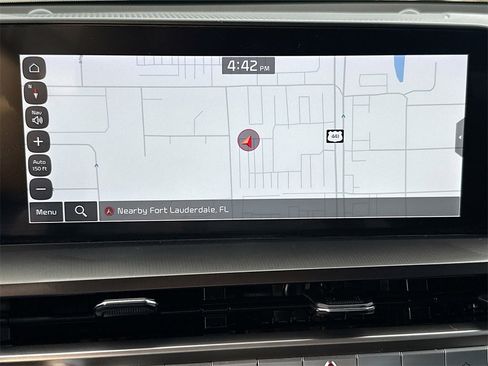 Used 2024 Kia Telluride S w/ S Sunroof Package image 14