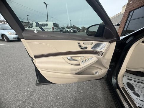 Used 2019 Mercedes-Benz S 450 Sedan image 17