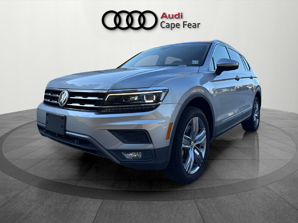 Used 2019 Volkswagen Tiguan SEL Premium AWD/4WD image 12