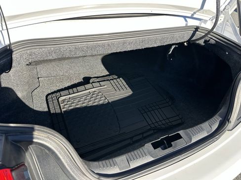 Used 2017 Ford Mustang Premium image 36