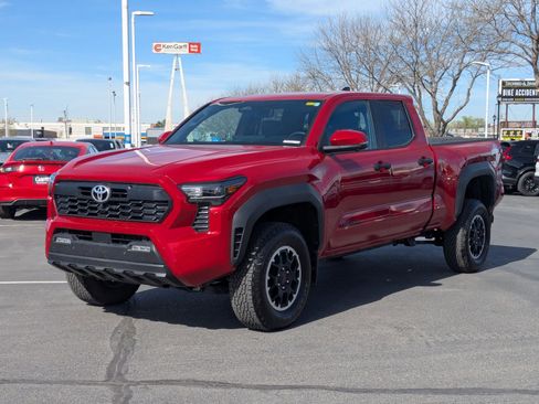 Used 2024 Toyota Tacoma TRD Off-Road w/ TRD Off Road Premium Package image 10
