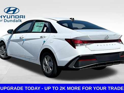 New 2026 Hyundai Elantra SE w/ Cargo Package FWD image 3