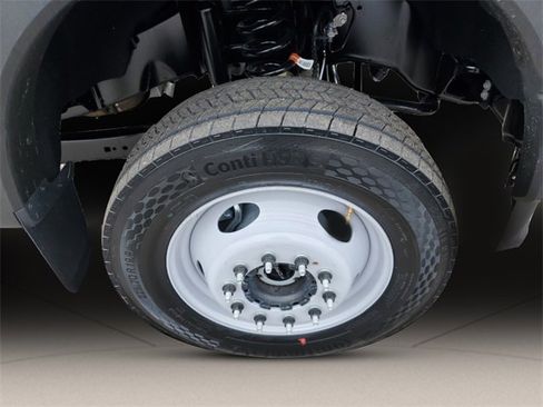 New 2025 Ford F450 XL w/ XL Chrome Package image 11