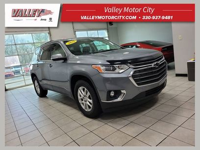 Used 2021 Chevrolet Traverse LT