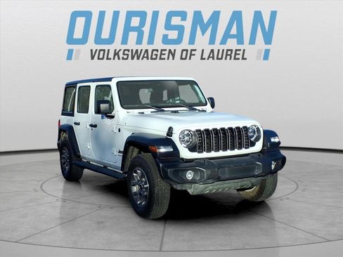 Used 2024 Jeep Wrangler Sport S image 1