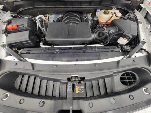 Used 2022 Chevrolet Suburban High Country AWD/4WD image 9