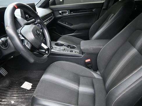 Used 2025 Honda Civic Sport image 11