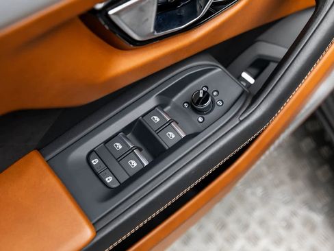 Used 2022 Lamborghini Urus image 27