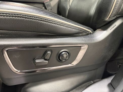 Used 2022 RAM 1500 Limited image 21