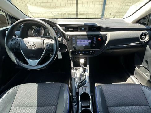 Used 2019 Toyota Corolla SE FWD image 9