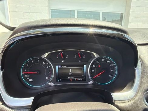 Used 2018 Chevrolet Traverse Premier AWD/4WD image 15