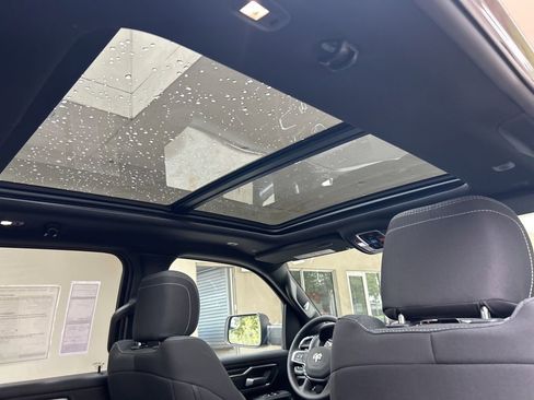 Used 2025 RAM 1500 Big Horn image 31