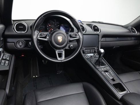 Used 2022 Porsche 718 Boxster GTS image 6