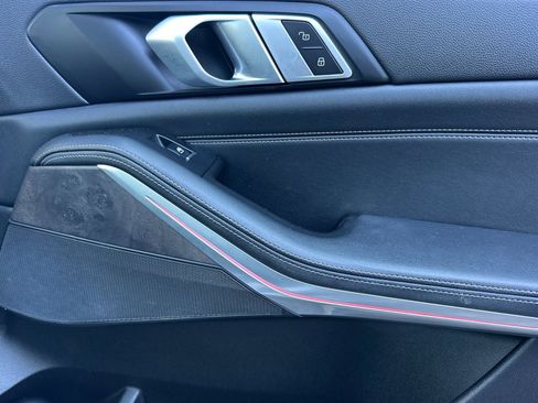 Certified 2023 BMW X5 xDrive40i w/ Premium Package image 22