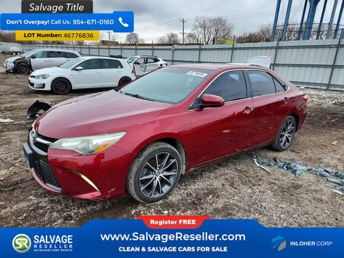 Used 2015 Toyota Camry XSE FWD image 1