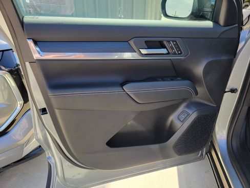 New 2027 GMC Terrain Elevation w/ Elevation Premium Package FWD image 14
