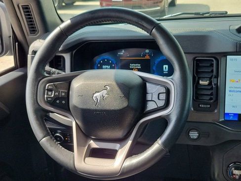 Certified 2025 Ford Bronco Badlands AWD/4WD image 19