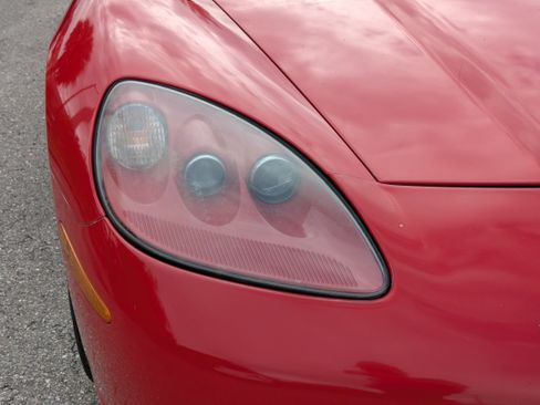 Used 2008 Chevrolet Corvette Coupe image 10