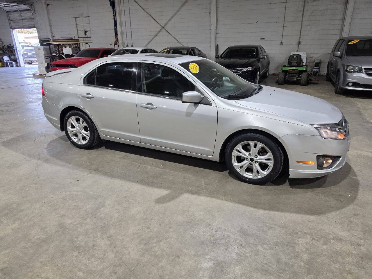 Used 2012 Ford Fusion SE FWD image 19